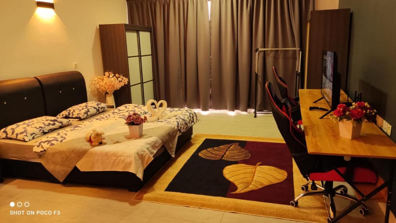 Cozy Unit- Bell Suites- Horizon Suites- Wifi- Netflix- Parking Swimming Pool- Klia Sepang Exterior photo